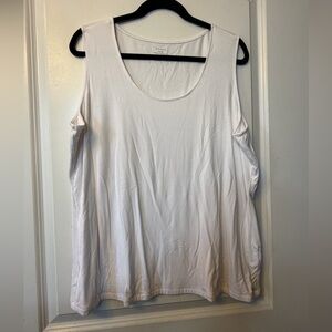 Grace 3X White Scoop Neck Lightweight Tank Doubled Lining Front